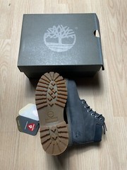 Timberland 6in Premium Boots Gray Classic 12 Youth New In Box Primaloft