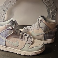 Nike Dunk High SE (GS) Gray/White Plaid High Top Sneaker 5.5Y DV1724-100