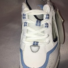 NEW Size 11-1/2 Childrens White with Light Blue Sport TENNIE 11.5M New~FREE SHIP