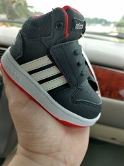 Adidas Hoops Mid 2.0 Size 6c