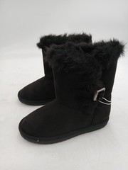 The Childrens Place Shearling Style Boots Kids Sz 13 Black Faux Suede Fur Lined