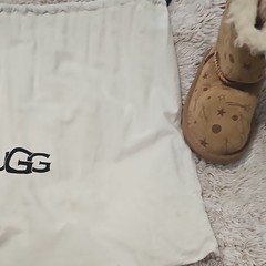 UGG Bailey Bow Kids Brown Suede Shearling Boots Stars Bow US 6 Mid Top