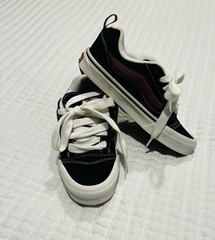 NWT Big Kids Vans Size 4 Black Suede With Maroon