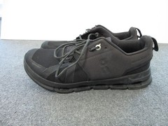 On Cloud Sky Youth Size 5 EU 37.5 Black Walking Running Shoes 3YD11440485