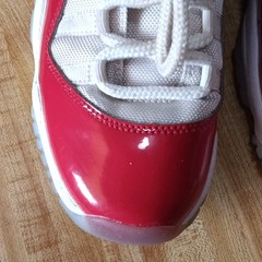 Jordan Air Jordan 11 Retro GS White/Red Mid Top Patent Leather 6Y 2011