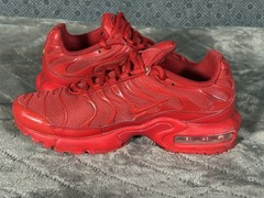 Nike Air Max Plus TN Triple Red Sneakers Shoes Big Kids Size 5.5Y (CQ9748-600)