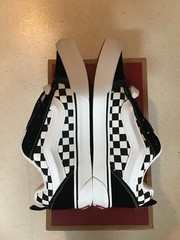 VANS Knu-Skool Unisex Checkerboard Black/True White Size 6 Junior or Women’s 7.5