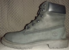 Timberland Junior Unisex Premium Black Suede Gum Nubuck Size US 7M