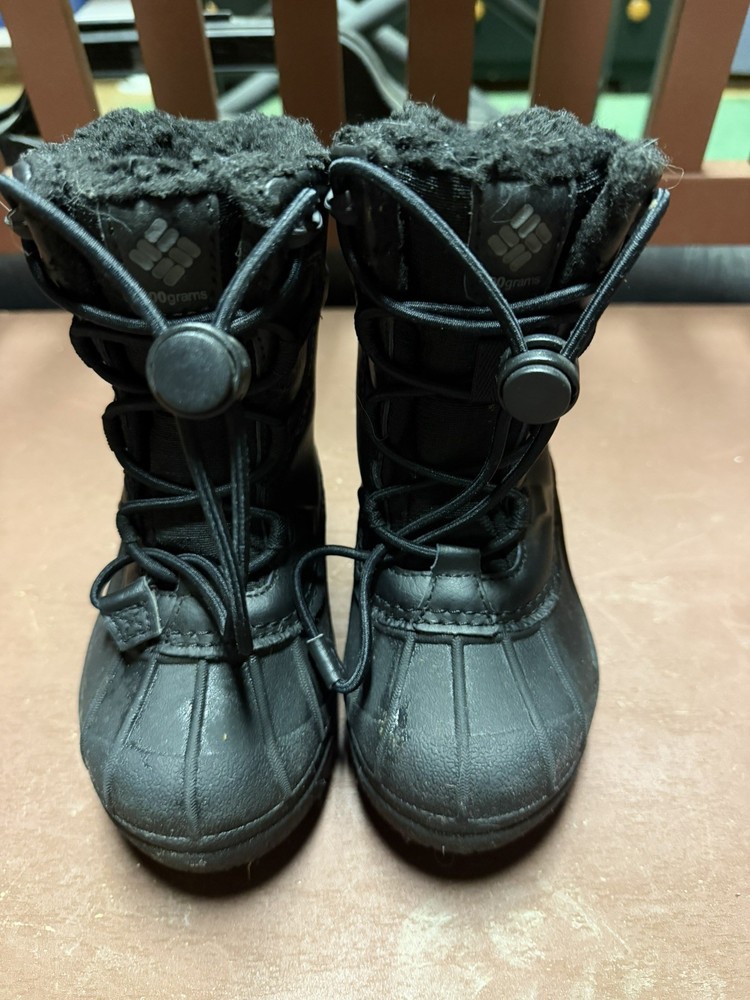 Columbia Kids Winter Boot size 8