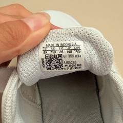 Adidas Cloudfoam Bubble Comfy White Toddler Children’s Kids Sneaker Shoes 8K