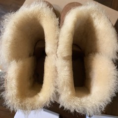 [1017400K-CHE] Kids UGG K BAILEY BUTTON II Size 6 EUC Box Chestnut