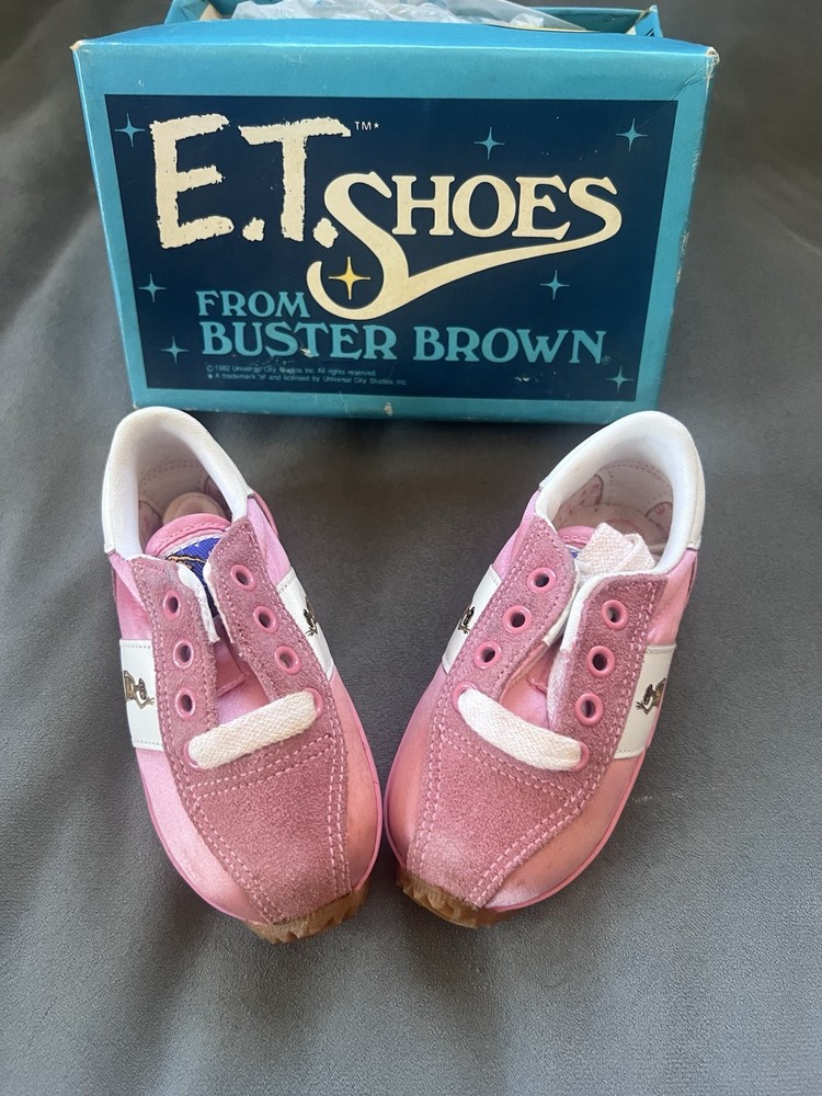 Vintage 1982 UNWORN Universal Studios ET Buster Brown Shoes WITH BOX amblin