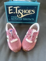 Vintage 1982 UNWORN Universal Studios ET Buster Brown Shoes WITH BOX amblin