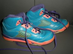 Jordan 23 Sneakers Hightop 13c Blue Pink Purple Child Size Nice (SU102)