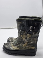Magellan Outdoors Boots Kids Size 2 Multicolor Camo Rain Rubber Realtree Hunting