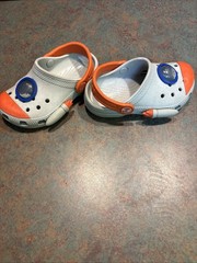 Crocs Kids Classic Rocket Ship Space Clog Gray/Orange Moving Stars Glow Size c8