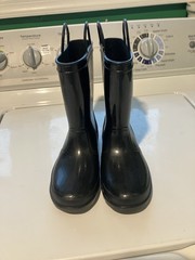 Black Waterproof Rain Boots with Pull Handles intrigue size 1 splash Toddler