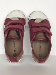 Burberry Nova Slip On Sneakers Checkered Print Unisex Child size 25 or 8.5 Red