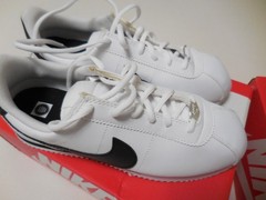 Size 7 (Y) – Nike Cortez Basic SL Low Black & White