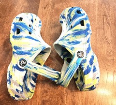 Crocs Classic Marbled Blue Green Yellow White Clog Kids J4 Rugged