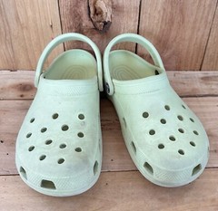 Kid’s Crocs Clogs Mint Green size J 6 Comfort Water Camping Athleisure