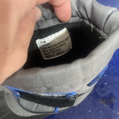 Totes Boys Teton Winter Boots in a grey and blue color scheme