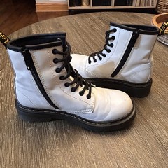Dr Doc Martens 1460J Combat Boots Youth Size 1 White Leather Lace Up Side Zip