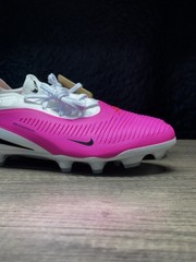 Nike JR Phantom 6 Low Pro FG/MG Pink White IH1792-901 Youth Size 2.5