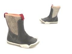 PLAE Landyn Youth Boots Waterproof Pull On Gray Leather Upper Unisex US Sz 8.5