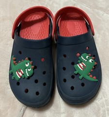 Kids Clogs Navy Blue Red Dragon Most Likely Size 1 Marked 210MM PLS READ