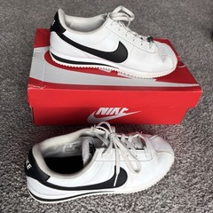 Size 6.5 (GS) – Nike Cortez Basic SL Low White – 904764-102