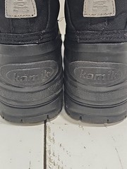 Kamik Rocket Waterproof Insulated Winter Snow Boots Sz 4 Black Lightweight
