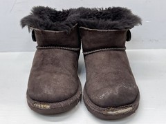 UGG Australia Brown Suede Mini Bailey Button Boots Toddlers 11