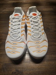 Nike Air Max Plus GS ‚White LavaSize 6Y/7.5W NWB! RARE! (FN3857-100)