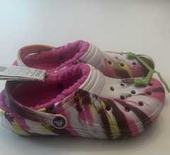 Crocs Classic Lined Marbled Clog Kids J4 Womens 6 Pink Fuzzy Lined NWT 207773
