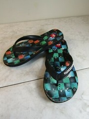 Quiksilver Black Checkered Flip Flop Sandal Children’s Shoes Size 13 -1