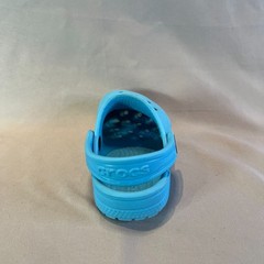 Crocs Classic Clogs Kid 7 Blue Perforated Iconic Comfort Round Toe Slip On Shoes