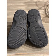 Crocs Kids Classic Clogs Navy Blue with Jibbitz Charms Size J3 10190