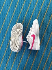 Size 3.5 (PS) – Nike Dunk Low Triple Pink