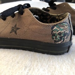 Converse Sneakers (Size 2) One Star Camo Green Skull Low Top Lace Up Shoes