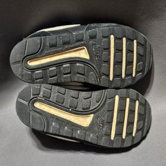 Nike MD Runner Valiant Toddler size 7 Sneakers Black White Kids Shoes preppy