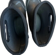 Bogs K Grasp Rain Boots Youth Size 13 Black Waterproof Insulated Snow Winter
