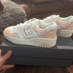 New Balance 550 White Pink Grey GSB550CD Size 4.5 Kids / 6 Women’s Brand New