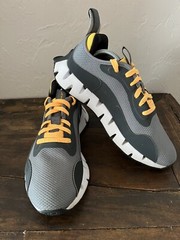 Reebok Zig Dynamica Running Sneakers Youth Big Kid (Boy) 5.5