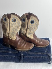 Ariat Leather Cowboy Boots Style 10005993, Size 1.5