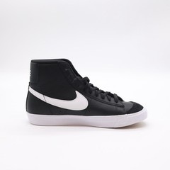 Size 6.5Y – Nike Blazer Mid ‘77 (GS} ‘Black’ | DA4086-002