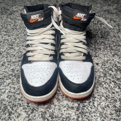 Nike Air Jordan 1 Retro High OG Electro Orange Youth Size 7y Shoes Basketball