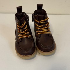Cat & Jack Child Size 6 Brown Boots with Yellow Laces Fall Winter