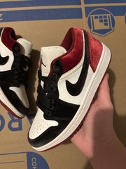 Air Jordan 1 Low SE (PRE-CFM SAMPLE) SAMPLE TAGGED Size 5.5Y