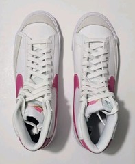 Nike Blazer Mid 77 Classic Summit White Pink Youth Kids Shoes Sz 7Y (DA4086-118)